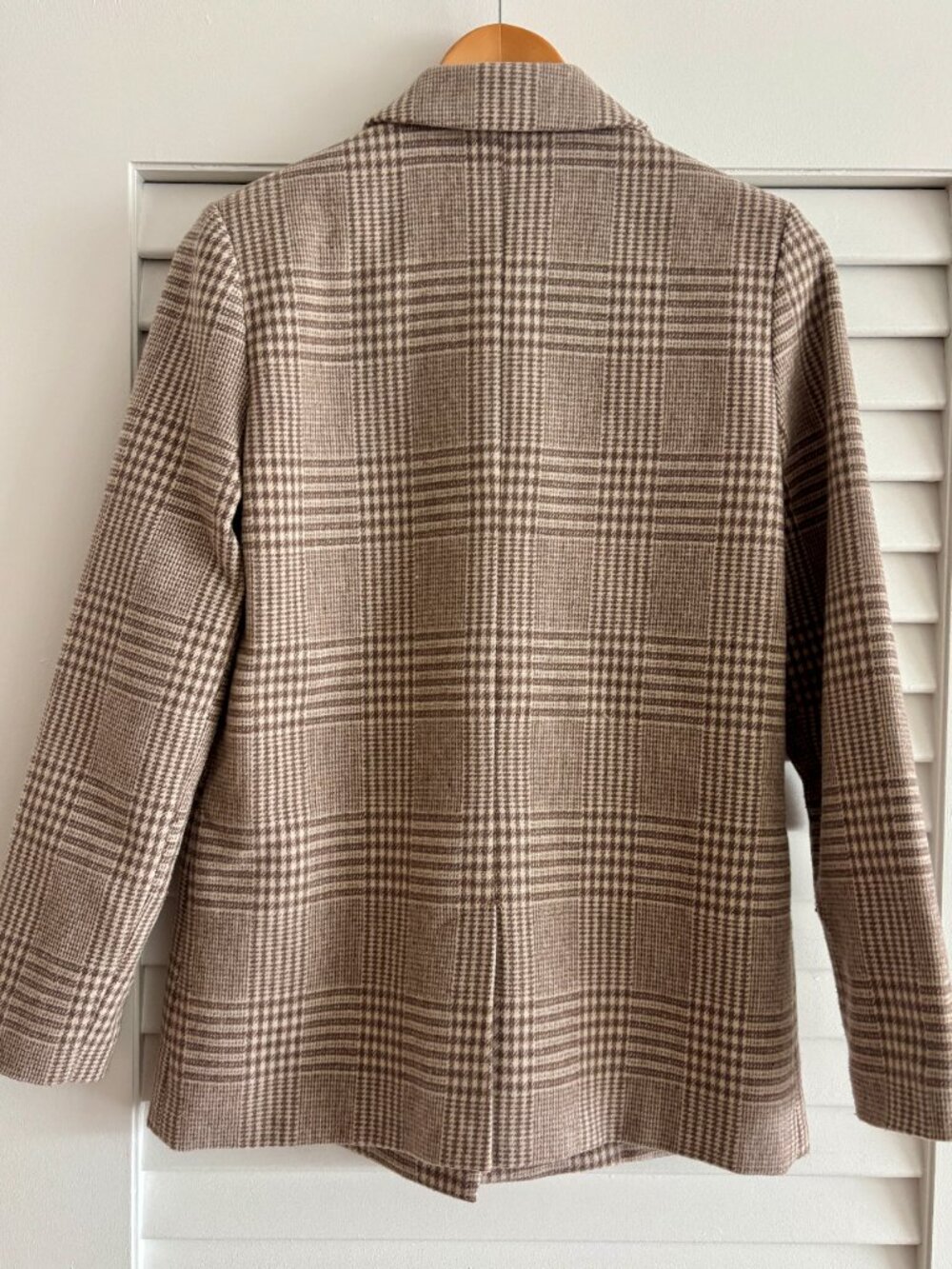 Z Supply Plaid Tan Blazer - Picture 3 of 4